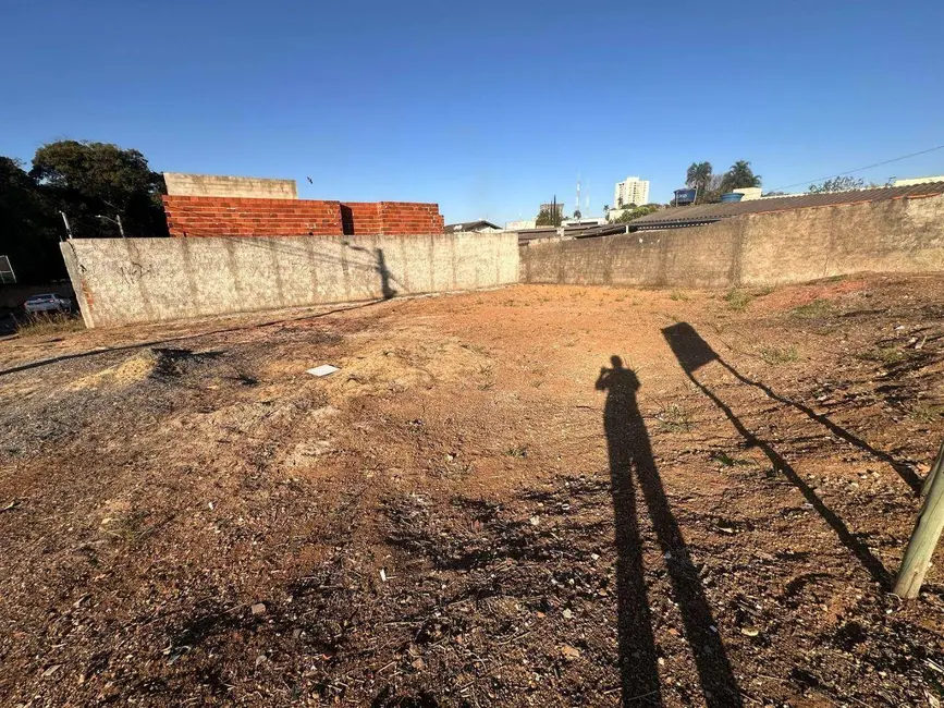 Foto 2 de Terreno / Lote à venda, 350m2 em Setor Sul, Anapolis - GO