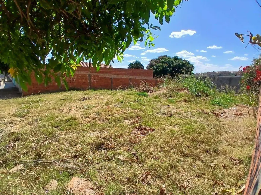 Foto 1 de Terreno / Lote à venda, 360m2 em Jibran El Hadj, Anapolis - GO