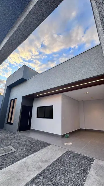 Foto 1 de Casa com 2 quartos à venda, 120m2 em Parque dos Pirineus, Anapolis - GO