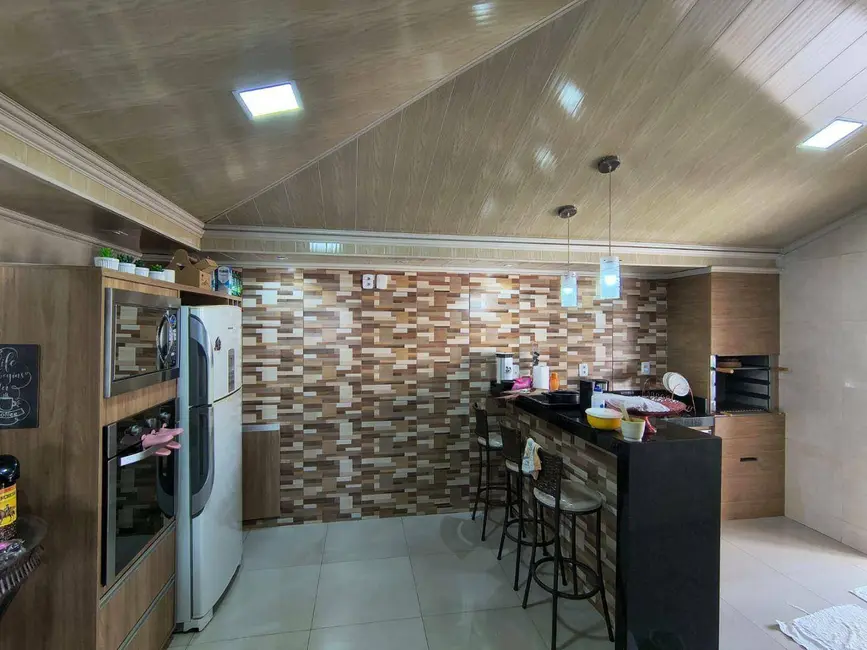 Casa com 3 quartos à venda, 234m2 em Vila Fabril, Anapolis - GO - imagem 7 Foto 7 de Casa com 3 quartos à venda, 234m2 em Vila Fabril, Anapolis - GO