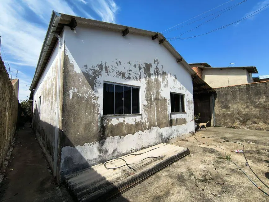 Foto 1 de Casa com 3 quartos à venda, 300m2 em Anapolis - GO