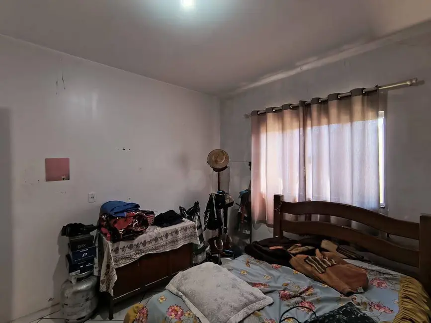 Foto 9 de Casa com 3 quartos à venda, 300m2 em Anapolis - GO