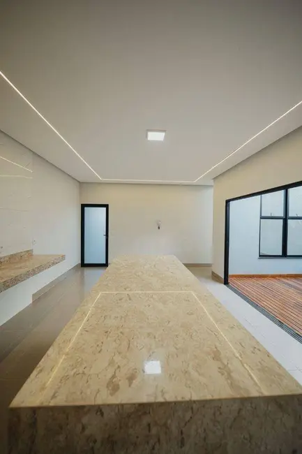 Foto 5 de Casa com 3 quartos à venda, 200m2 em Anapolis - GO