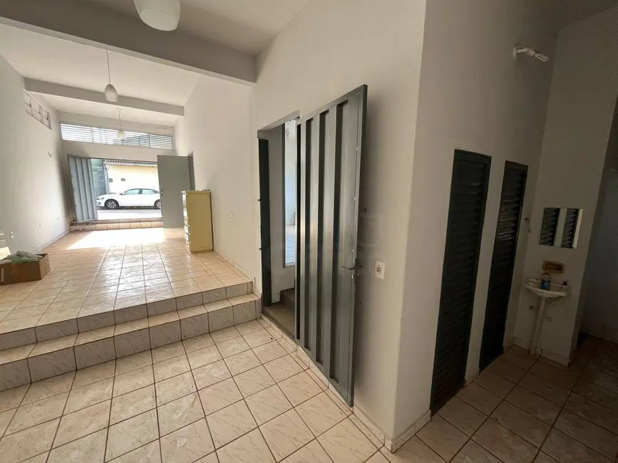 Armazém / Galpão à venda, 360m2 em Vila Santa Maria de Nazareth, Anapolis - GO - imagem 3 Foto 3 de Armazém / Galpão à venda, 360m2 em Vila Santa Maria de Nazareth, Anapolis - GO