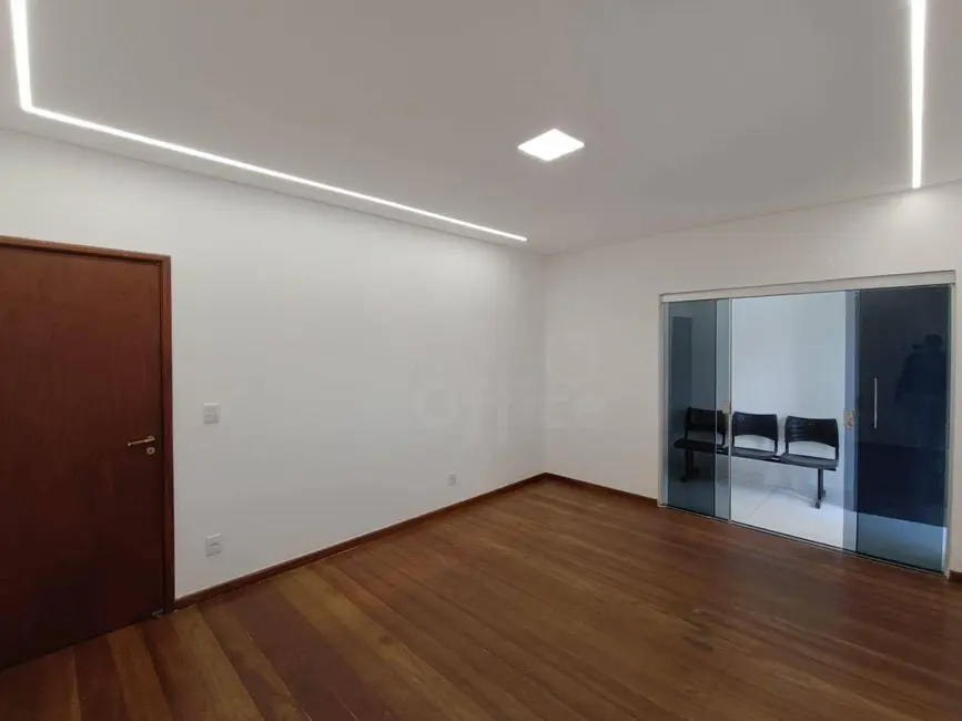 Foto 3 de Sala Comercial para alugar, 50m2 em Setor Central, Anapolis - GO