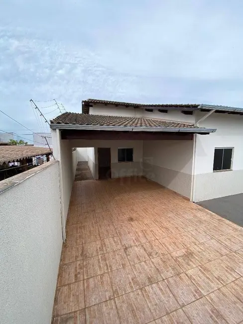 Foto 3 de Casa com 3 quartos à venda, 300m2 em Residencial Dom Felipe, Anapolis - GO