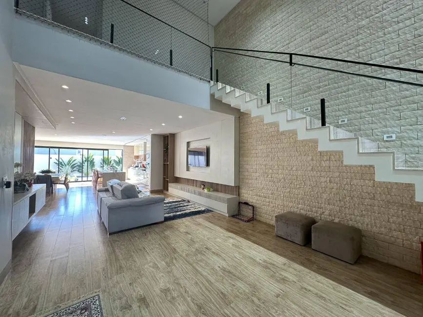 Sobrado com 3 quartos à venda, 367m2 em Condomínio Terras Alpha Anápolis, Anapolis - GO - imagem 1 Foto 1 de Sobrado com 3 quartos à venda, 367m2 em Condomínio Terras Alpha Anápolis, Anapolis - GO