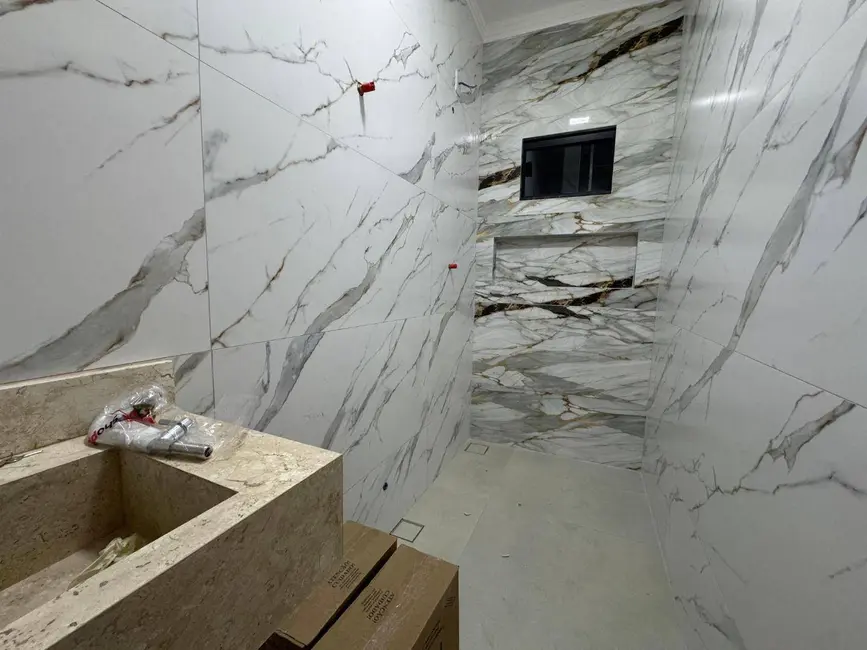 Foto 9 de Casa com 3 quartos à venda, 150m2 em Anapolis - GO