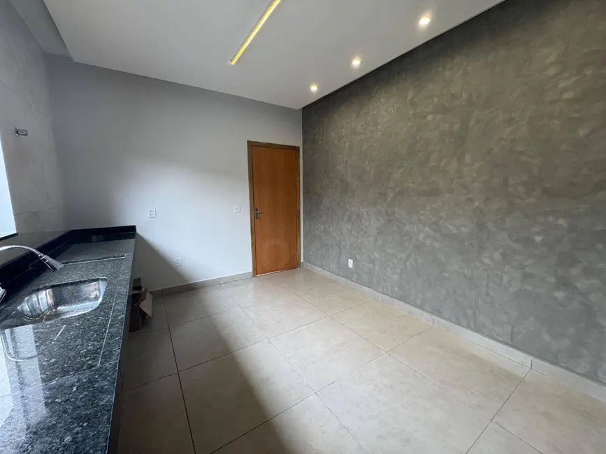 Casa com 3 quartos à venda, 200m2 em Residencial Cidade Industrial, Anapolis - GO - imagem 8 Foto 8 de Casa com 3 quartos à venda, 200m2 em Residencial Cidade Industrial, Anapolis - GO