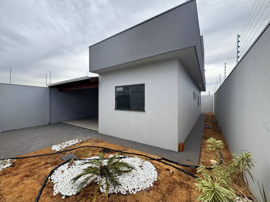 Foto 2 de Casa com 3 quartos à venda, 200m2 em Residencial Cidade Industrial, Anapolis - GO