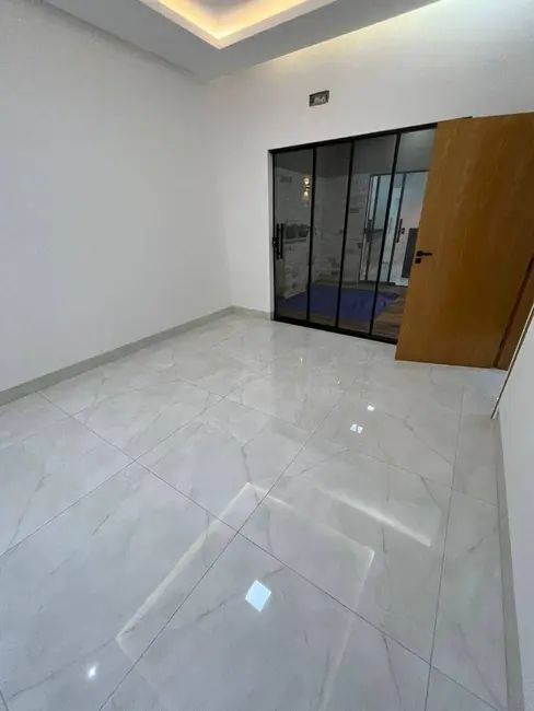 Casa com 3 quartos à venda, 200m2 em Loteamento Residencial Verona, Anapolis - GO - imagem 4 Foto 4 de Casa com 3 quartos à venda, 200m2 em Loteamento Residencial Verona, Anapolis - GO