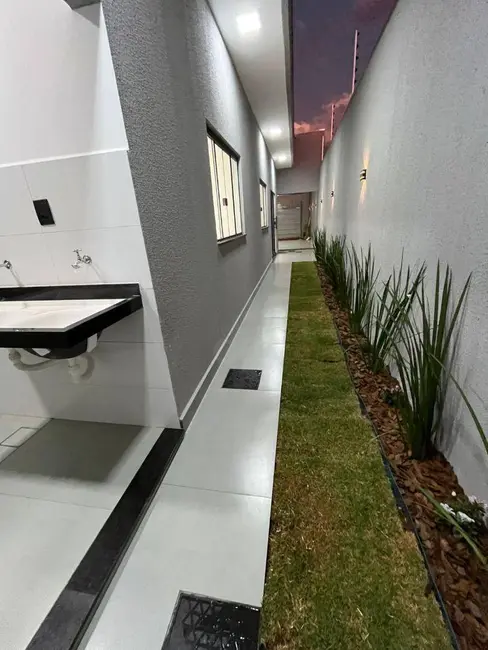 Casa com 3 quartos à venda, 200m2 em Loteamento Residencial Verona, Anapolis - GO - imagem 5 Foto 5 de Casa com 3 quartos à venda, 200m2 em Loteamento Residencial Verona, Anapolis - GO