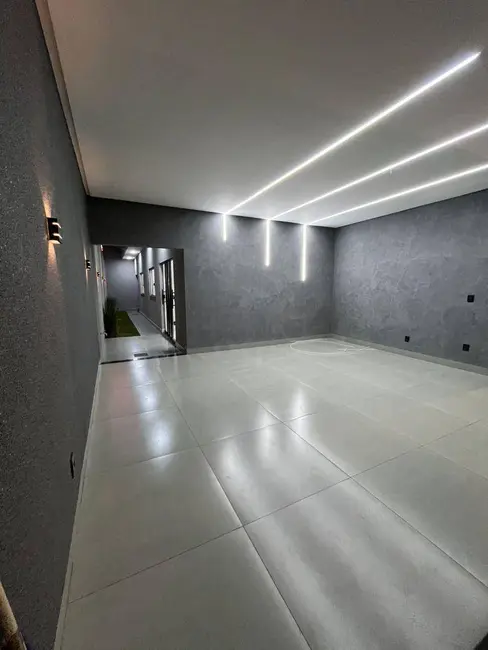 Casa com 3 quartos à venda, 200m2 em Loteamento Residencial Verona, Anapolis - GO - imagem 7 Foto 7 de Casa com 3 quartos à venda, 200m2 em Loteamento Residencial Verona, Anapolis - GO