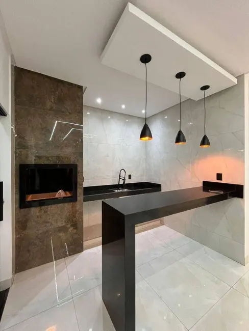 Casa com 3 quartos à venda, 200m2 em Loteamento Residencial Verona, Anapolis - GO - imagem 8 Foto 8 de Casa com 3 quartos à venda, 200m2 em Loteamento Residencial Verona, Anapolis - GO