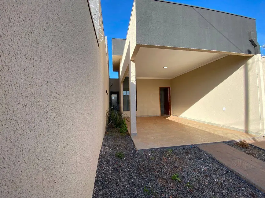 Casa com 3 quartos à venda, 150m2 em Sítios de Recreio Vale das Laranjeiras, Anapolis - GO - imagem 3 Foto 3 de Casa com 3 quartos à venda, 150m2 em Sítios de Recreio Vale das Laranjeiras, Anapolis - GO