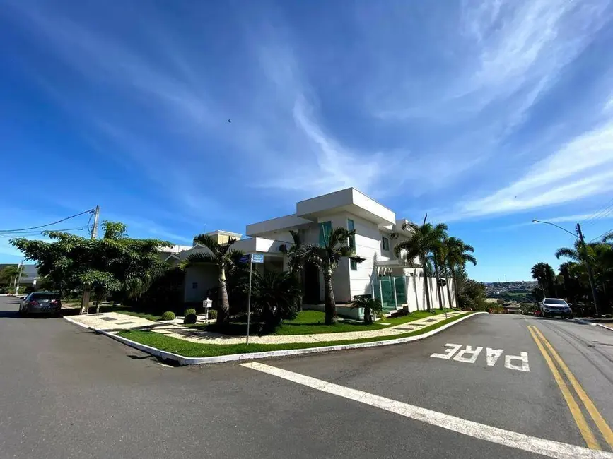 Foto 4 de Casa de Condomínio com 3 quartos à venda, 547m2 em Residencial Sun Flower, Anapolis - GO