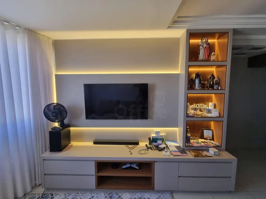 Foto 2 de Apartamento com 3 quartos à venda, 75m2 em Cidade Jardim, Anapolis - GO