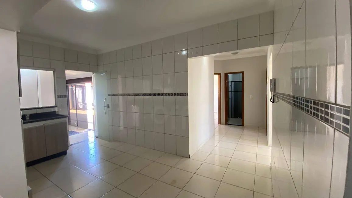 Casa com 3 quartos à venda, 300m2 em Parque Brasília, Anapolis - GO - imagem 4 Foto 4 de Casa com 3 quartos à venda, 300m2 em Parque Brasília, Anapolis - GO