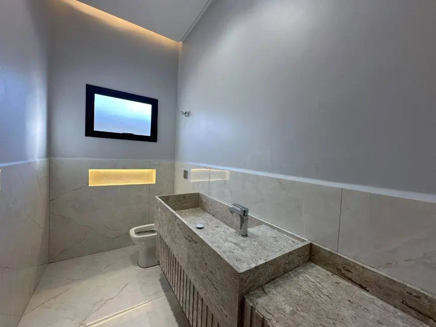 Foto 5 de Sobrado com 4 quartos à venda, 433m2 em Anapolis - GO