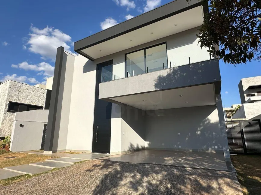 Foto 3 de Sobrado com 4 quartos à venda, 433m2 em Anapolis - GO