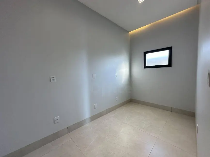 Foto 7 de Sobrado com 4 quartos à venda, 433m2 em Anapolis - GO