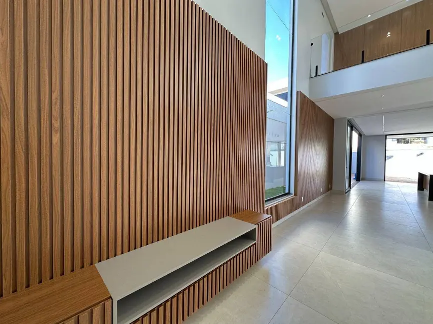 Foto 3 de Sobrado com 4 quartos à venda, 433m2 em Anapolis - GO