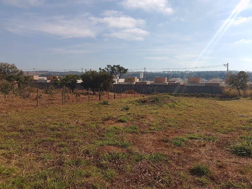 Foto 2 de Terreno / Lote à venda, 512m2 em Chácaras Colorado, Anapolis - GO