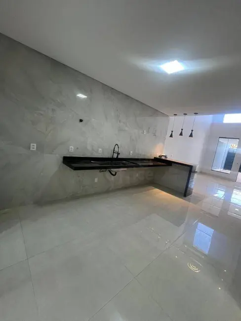 Foto 5 de Casa com 3 quartos à venda, 150m2 em Anapolis - GO