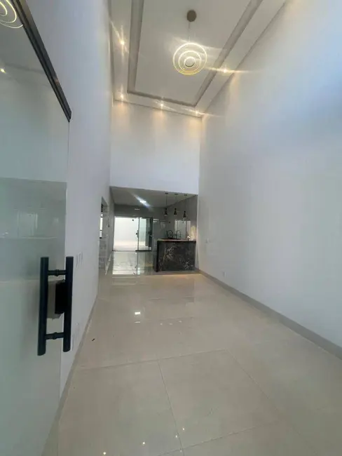 Foto 2 de Casa com 3 quartos à venda, 150m2 em Anapolis - GO