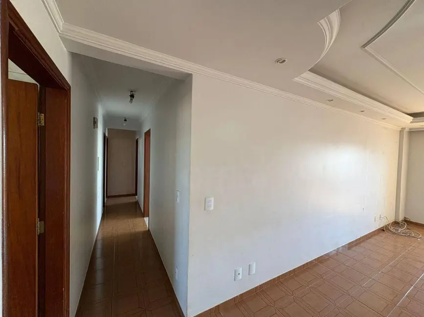Apartamento com 3 quartos à venda, 144m2 em Setor Central, Anapolis - GO - imagem 3 Foto 3 de Apartamento com 3 quartos à venda, 144m2 em Setor Central, Anapolis - GO