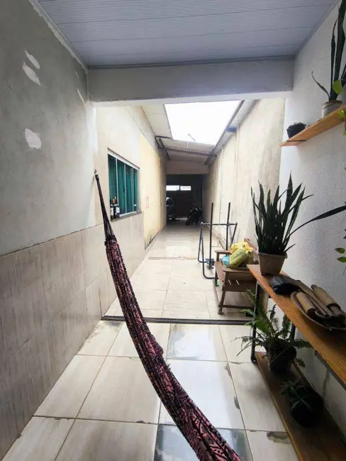 Casa com 3 quartos à venda, 200m2 em Jardim Itália, Anapolis - GO - imagem 9 Foto 9 de Casa com 3 quartos à venda, 200m2 em Jardim Itália, Anapolis - GO