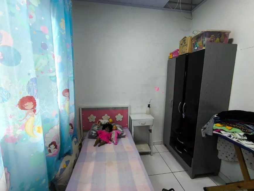 Casa com 3 quartos à venda, 200m2 em Jardim Itália, Anapolis - GO - imagem 7 Foto 7 de Casa com 3 quartos à venda, 200m2 em Jardim Itália, Anapolis - GO