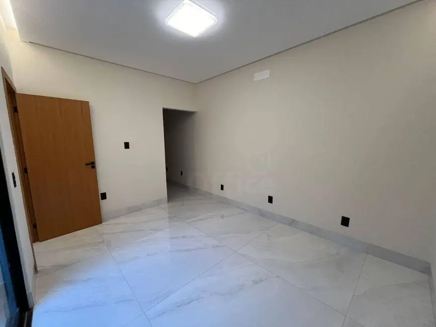 Foto 9 de Casa com 3 quartos à venda, 300m2 em Parque Brasília 2ª Etapa, Anapolis - GO