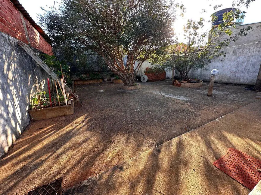 Sobrado com 5 quartos à venda, 340m2 em Nova Vila Jaiara, Anapolis - GO - imagem 5 Foto 5 de Sobrado com 5 quartos à venda, 340m2 em Nova Vila Jaiara, Anapolis - GO