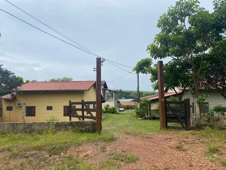 Foto 3 de Casa com 2 quartos à venda, 500m2 em Abadiania - GO