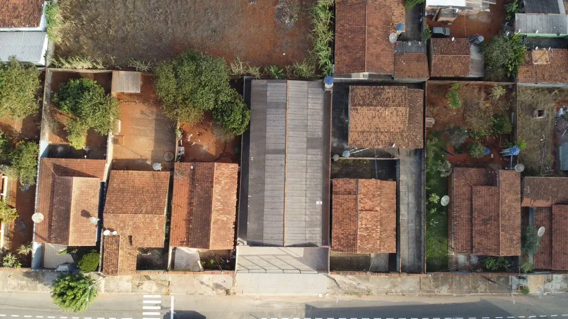 Foto 4 de Kitnet com 10 quartos à venda, 300m2 em Jaragua - GO