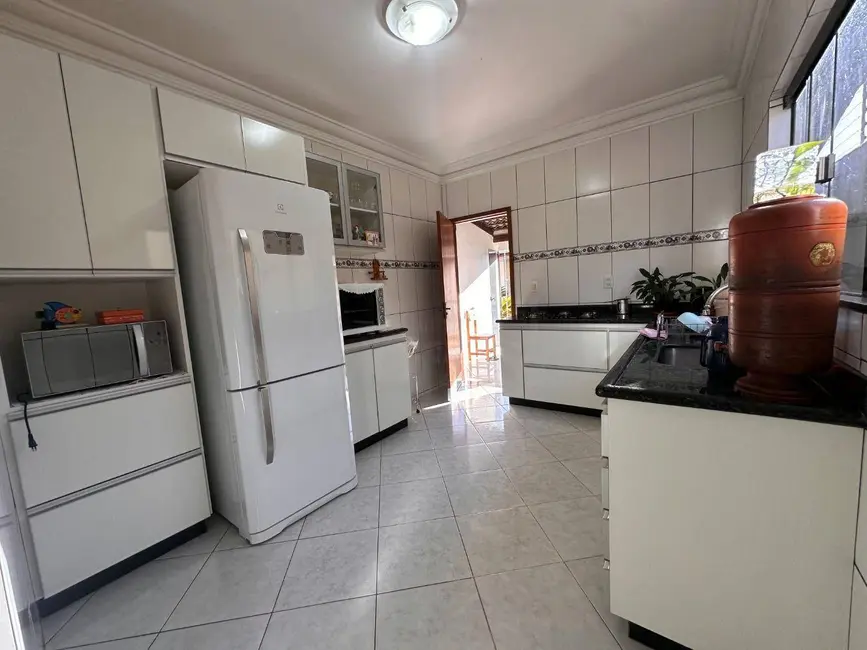 Foto 5 de Casa com 3 quartos à venda, 300m2 em Adriana Parque, Anapolis - GO