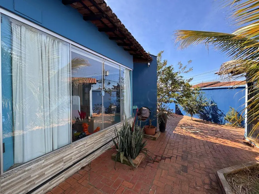 Casa com 4 quartos à venda, 640m2 em Jardim Ana Paula, Anapolis - GO - imagem 3 Foto 3 de Casa com 4 quartos à venda, 640m2 em Jardim Ana Paula, Anapolis - GO