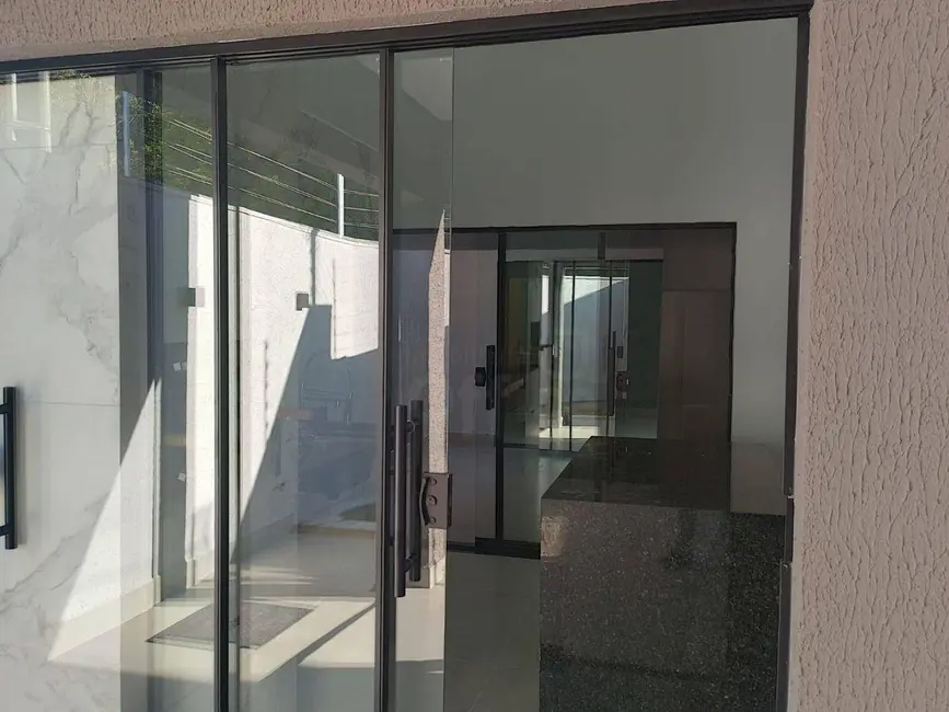 Casa com 3 quartos à venda, 145m2 em Jardim Itália, Anapolis - GO - imagem 4 Foto 4 de Casa com 3 quartos à venda, 145m2 em Jardim Itália, Anapolis - GO