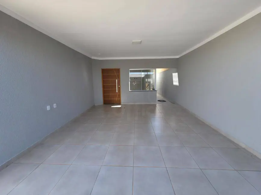 Foto 2 de Casa com 3 quartos à venda, 200m2 em Anapolis - GO
