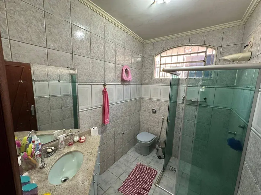 Casa com 3 quartos à venda, 390m2 em Anapolis - GO - imagem 7 Foto 7 de Casa com 3 quartos à venda, 390m2 em Anapolis - GO