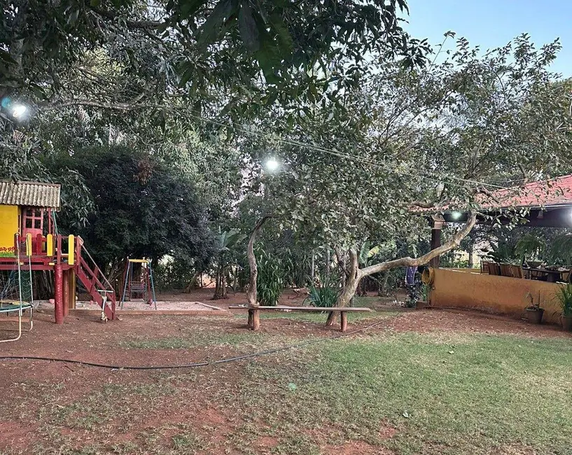 Foto 3 de Chácara com 3 quartos à venda, 2203m2 em Leopoldo De Bulhoes - GO