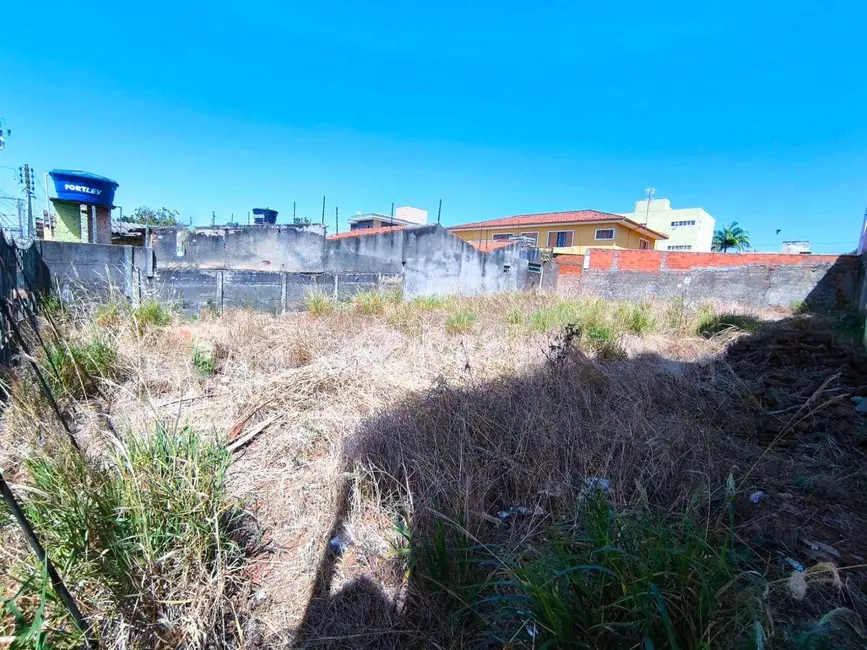 Foto 2 de Terreno / Lote à venda, 364m2 em Maracanã, Anapolis - GO