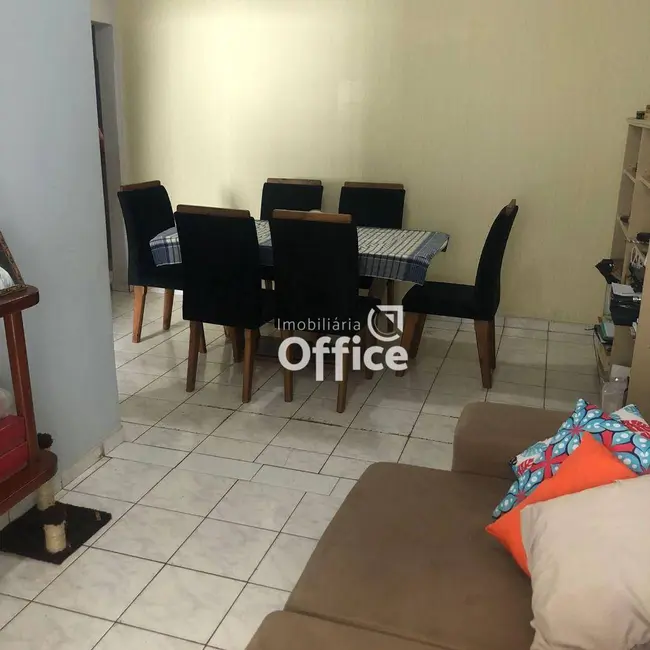 Casa com 3 quartos à venda, 320m2 em Vila Santa Maria de Nazareth, Anapolis - GO - imagem 8 Foto 8 de Casa com 3 quartos à venda, 320m2 em Vila Santa Maria de Nazareth, Anapolis - GO