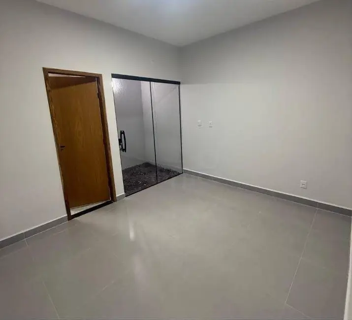 Foto 2 de Casa com 2 quartos à venda, 100m2 em Residencial Buritis, Anapolis - GO