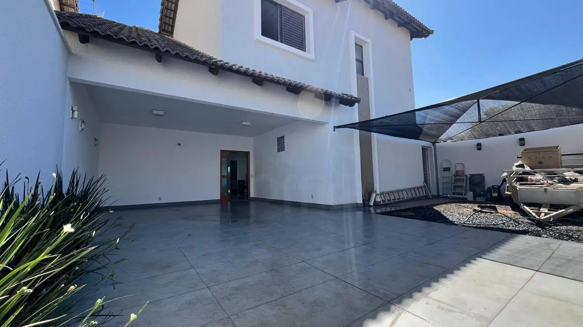 Sobrado com 3 quartos à venda, 360m2 em Residencial Jardins do Lago, Anapolis - GO - imagem 2 Foto 2 de Sobrado com 3 quartos à venda, 360m2 em Residencial Jardins do Lago, Anapolis - GO