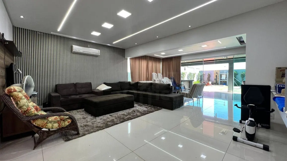 Sobrado com 3 quartos à venda, 360m2 em Residencial Jardins do Lago, Anapolis - GO - imagem 1 Foto 1 de Sobrado com 3 quartos à venda, 360m2 em Residencial Jardins do Lago, Anapolis - GO