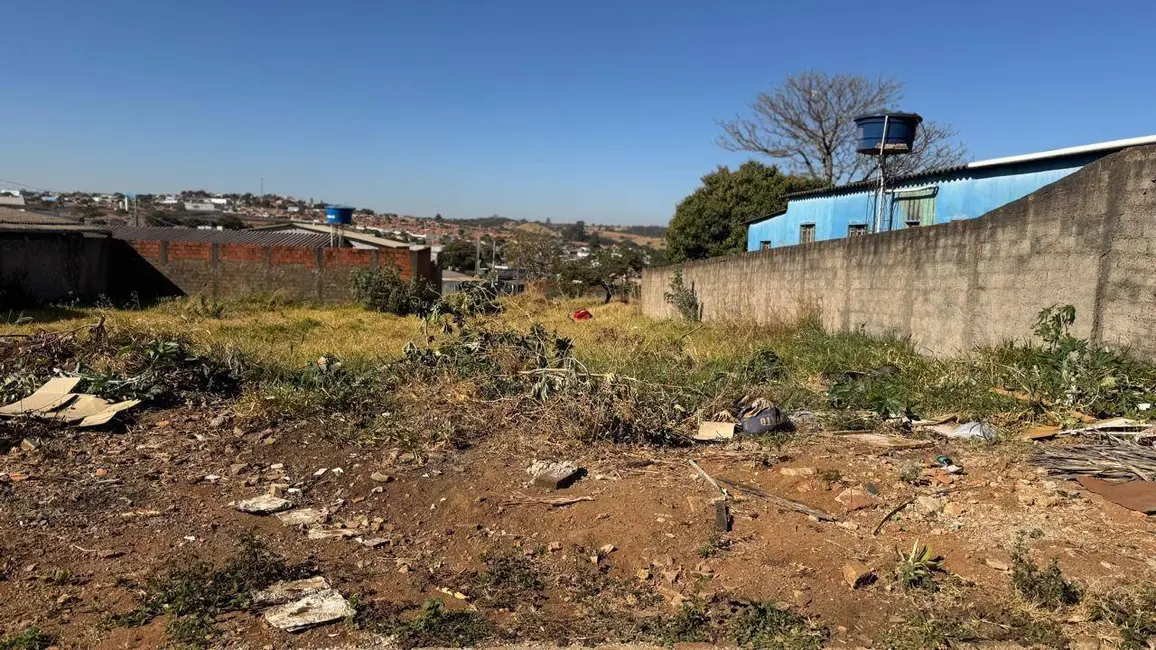 Foto 3 de Terreno / Lote à venda, 360m2 em Vila Mariana, Anapolis - GO