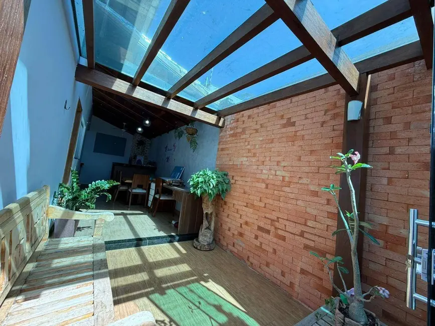 Casa com 3 quartos à venda, 205m2 em Residencial Ayrton Senna, Anapolis - GO - imagem 6 Foto 6 de Casa com 3 quartos à venda, 205m2 em Residencial Ayrton Senna, Anapolis - GO