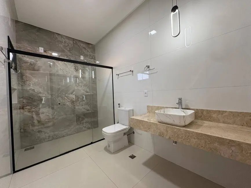 Foto 8 de Sobrado com 4 quartos à venda, 474m2 em Anápolis City, Anapolis - GO